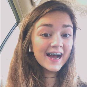 Meet your Posher, Emma